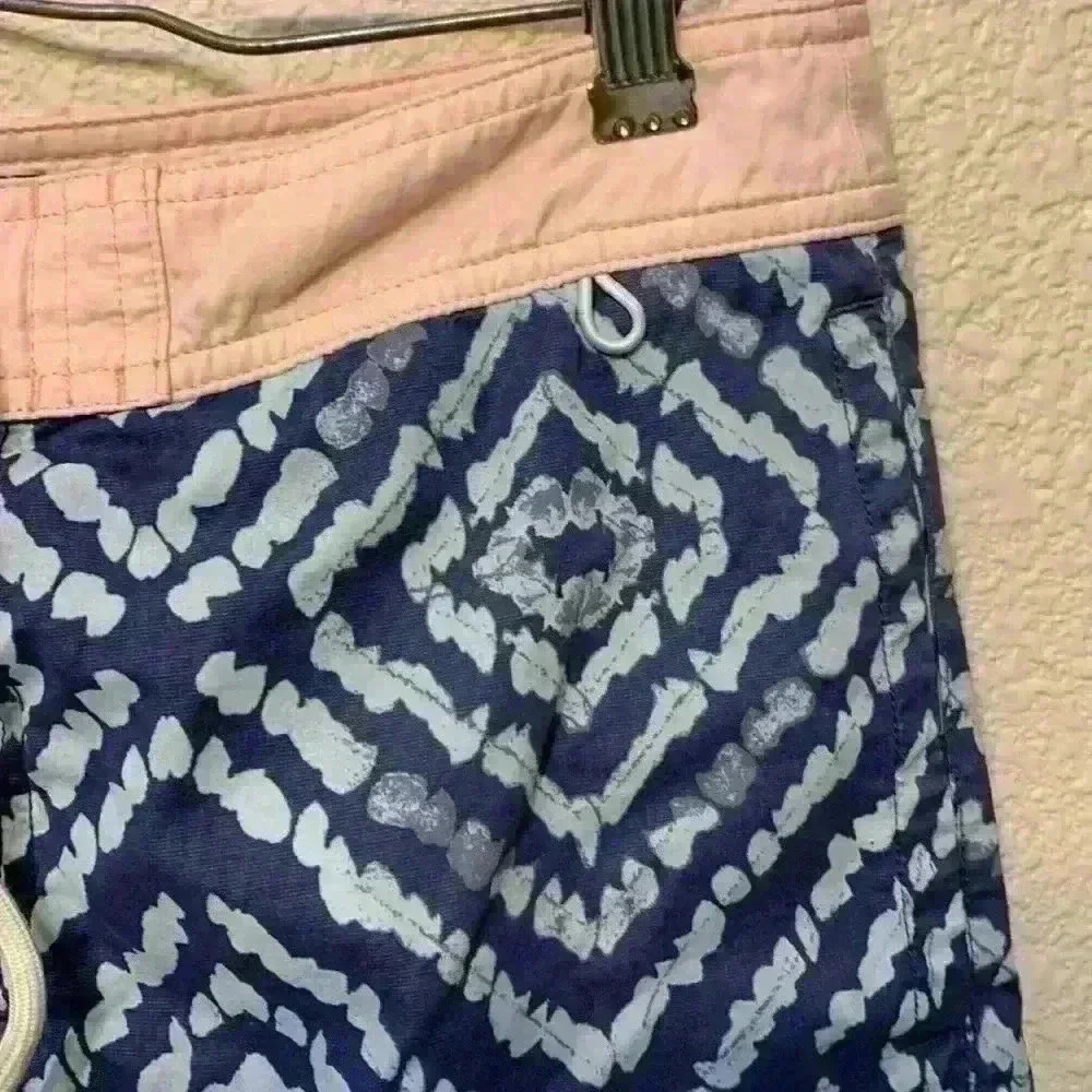 American Eagle blue chevron Men’s swim trunks sz S beach vacation resort wear - Picture 4 of 7